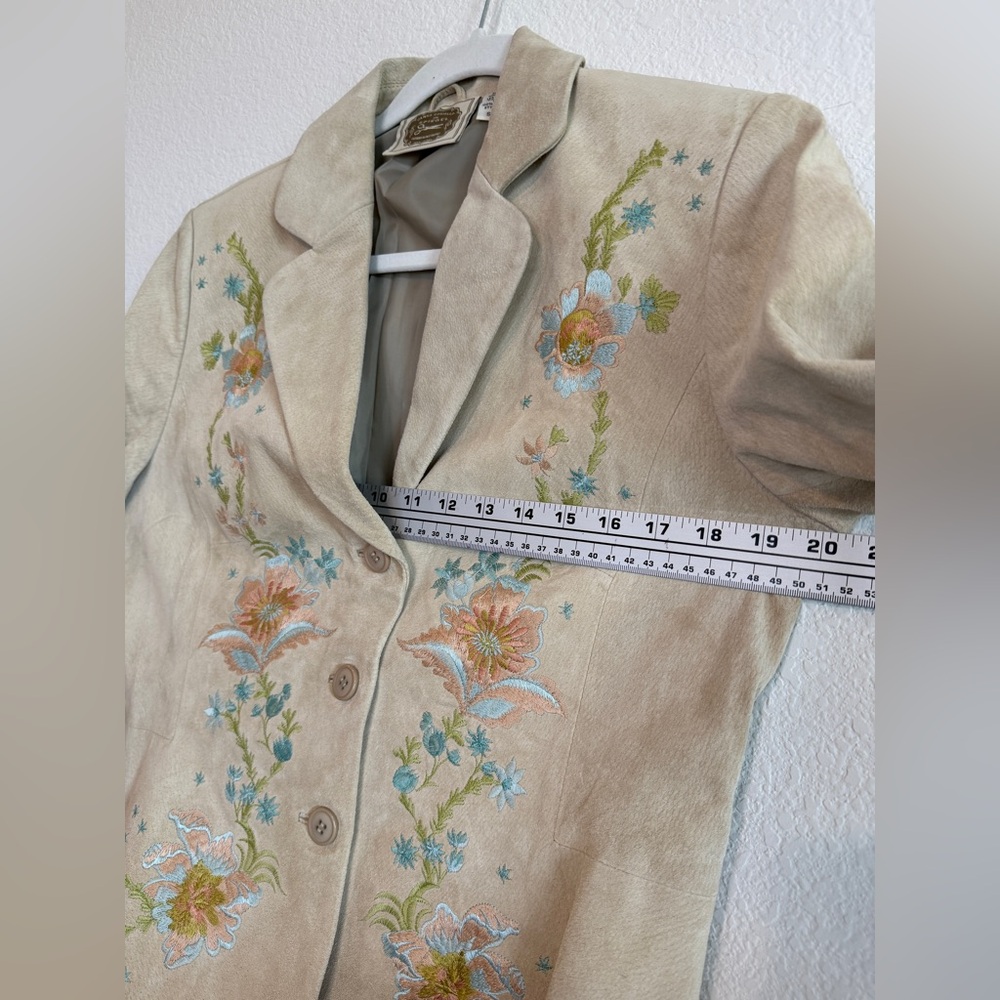 🆕 PTP 20” James C. for Spiegel 💛Embroidered Suede Leather Blazer | Size 12 | - Picture 12 of 16